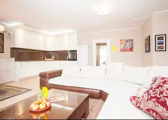 With The View Horizon *