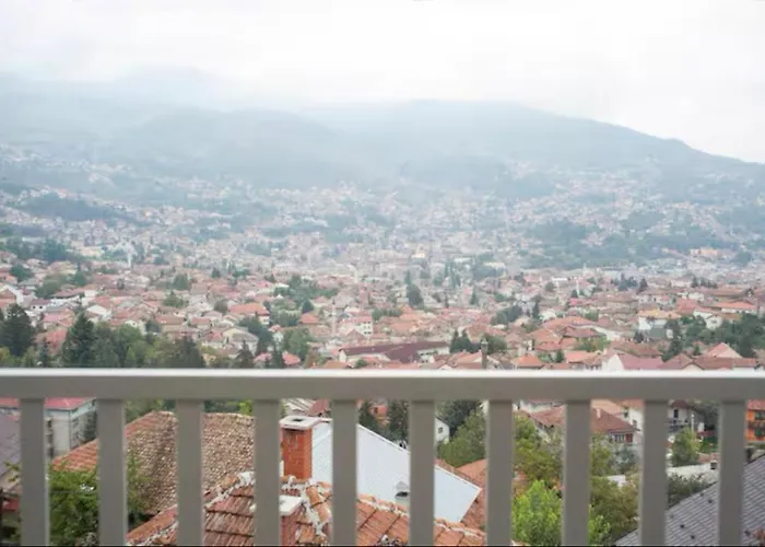 With The View Horizon * Sarajevo